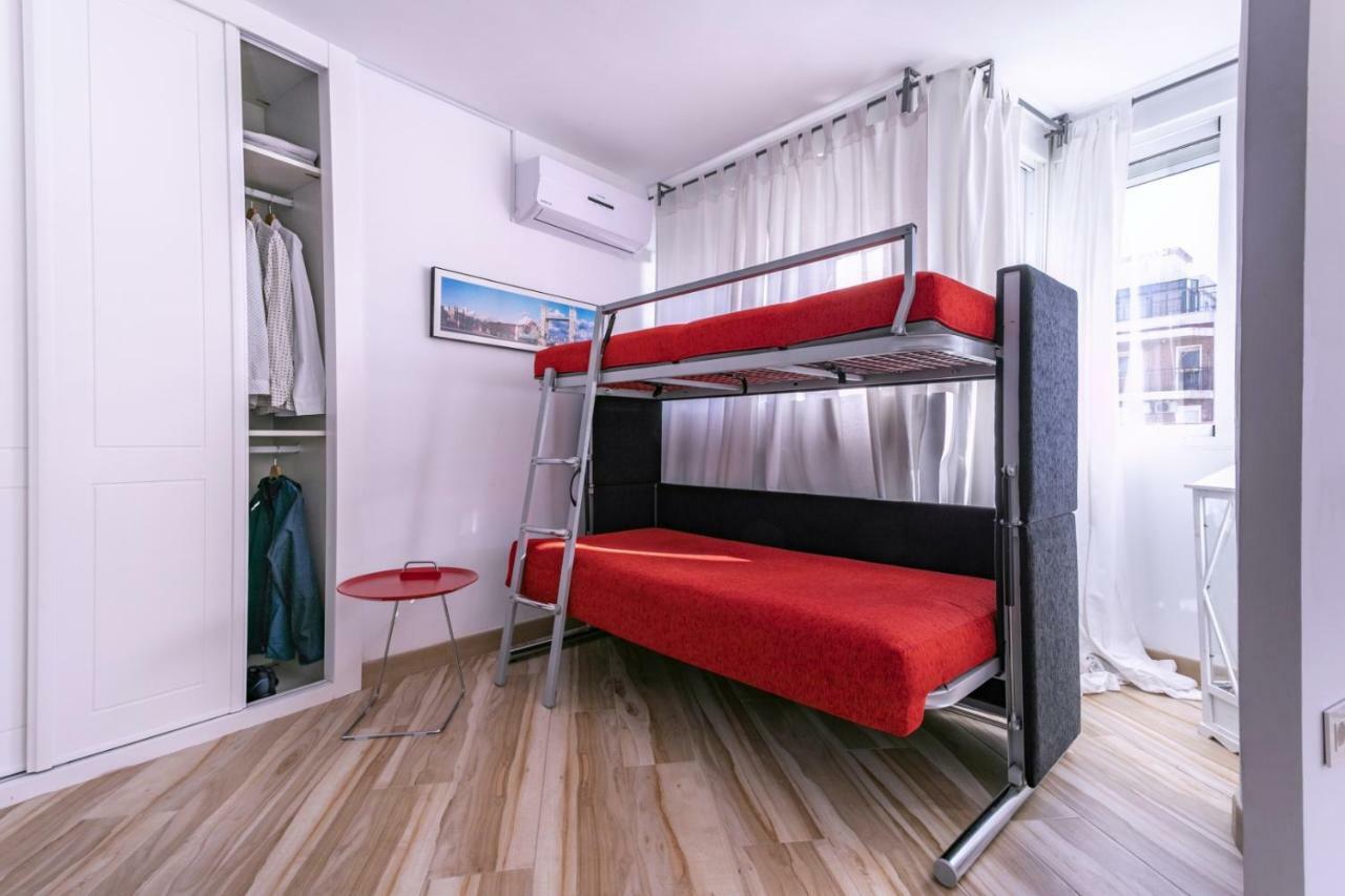 Apartamento Loft Pleno Centro, Vistas Fantasticas توريمولينوس المظهر الخارجي الصورة